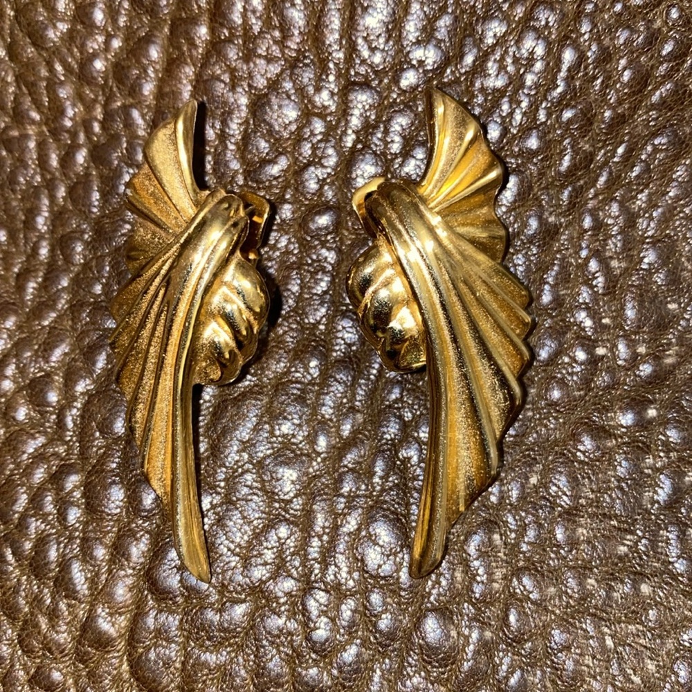 Givenchy Gold Wing Earrings - Picture 7 of 9